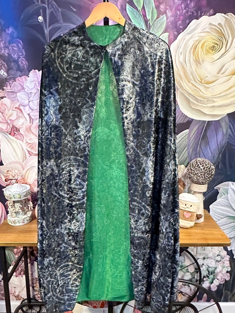 Harry Potter Invisibility Cloak Slytherin Cape Wow Stuff Velvet Costume Robe